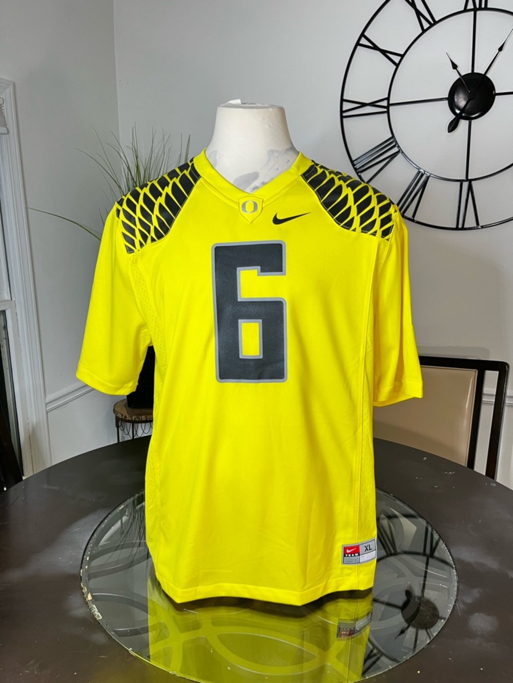 NIKE Mens XL Yellow
University Of Oregon UO
Ducks #6 Jersey NWOT